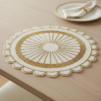 Chemin de table et set de table traditionnels de luxe, faits main en Inde, ornés de perles de rocaille, écologiques, pour hôtels, mariages, maison, motif floral