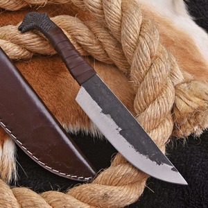 Funda de Cuero de Alta Calidad para Cuchillo Eagle, Hoja Recta de Acero al Carbono, DIY OEM/ODM para Uso en Exteriores, Diseño Cabeza de Cuervo Nórdico Grande - Product Image 2