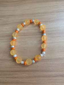 สร้อยข้อมือแฟชั่นลูกปัดเรซิ่นสีเขียวรุ่นใหม่ล่าสุดจากผู้ส่งออกอินเดีย รุ่น GC-BR-131 ราคาดีที่สุดสำหรับลายมุก เหมาะสำหรับเป็นของขวัญ - Product Image 3