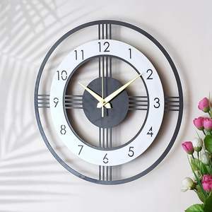 Horloge murale artistique en métal, décoration élégante pour la maison, mouvement silencieux, intérieur contemporain, salon, espace de travail, décor haut de gamme stylé - Product Image 5