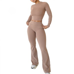 Conjunto de Yoga de 2 Piezas Color Marrón, Top Corto y Leggings Largos de Cintura Alta, Sin Costuras, Transpirables, de Color Sólido y Manga Larga - Product Image 1
