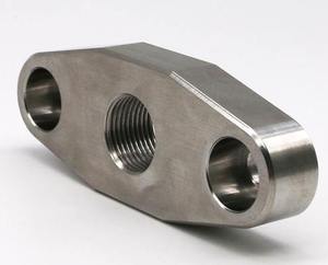 Yogi Engineering – Raccord hydraulique à bride en acier au carbone/aluminium/acier inoxydable avec port fileté SAE ou bride adaptatrice - Product Image 5