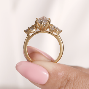 Anillo de Compromiso, Boda o Promesa de Lujo para Mujer, Oro Sólido de 14K, Diamante Cultivado en Laboratorio de Corte Marquesa de 2 Ct, Certificado IGI, Regalo de Aniversario - Product Image 2
