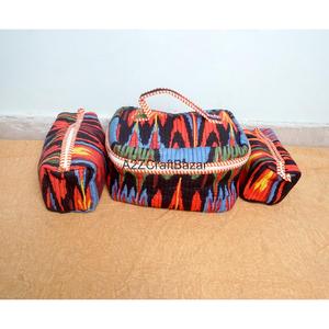 ชุดกระเป๋าเครื่องสำอางลายดอกไม้สีเหลืองพิมพ์ลายสกรีน 3 ชิ้น ยี่ห้อ Quince Life Cotton Quilted Casual รุ่น Heartbeat - Product Image 1