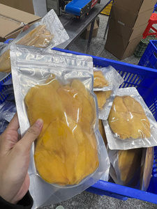 Mango Deshidratado en Caja de Plástico, Snack de Mango Suave en Caja de Plástico, Rodajas de Mango Deshidratado Suave, Fabricado en Vietnam - Product Image 5
