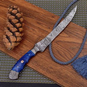 มีดแล่เนื้อดามัสกัสรุ่นใหม่ยอดนิยม ใบมีด 8 นิ้ว ใช้ได้ทั้งมือซ้ายและขวา ผลิตตามสั่ง สำหรับล่าสัตว์ ตกปลา ใช้งานทั่วไป สำหรับเชฟ ด้ามจับเรซิ่นสีน้ำเงิน พร้อมบอสเทอร์เหล็ก - Product Image 3