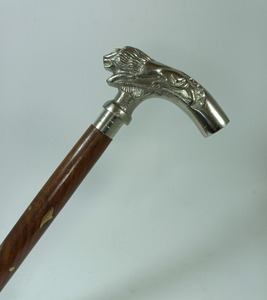 ไม้เท้าทองเหลืองทำมือ งานวินเทจโบราณ ด้ามจับตกแต่งสวยงาม ดีไซน์หรูหรา คุณภาพพรีเมียม ของขวัญสะสม - Product Image 1