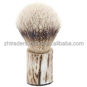 Brocha de Afeitar de Cuerno de Búfalo Impermeable de la Mejor Calidad, Hecha a Mano con Cerdas de Pelo de Tejón Premium, Mango Pulido Estilo Animal, Suave - Product Image 2