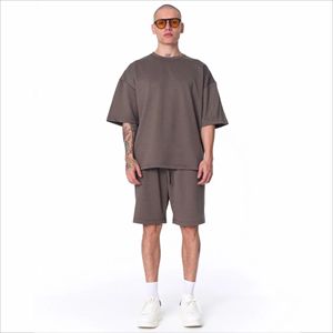 Ensemble de survêtement deux pièces surdimensionné OEM pour hommes – T-shirt et short personnalisés – Tenue d'été streetwear pour hommes - Product Image 1
