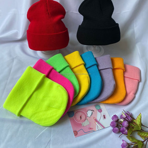 Gorro de Punto Acrílico Unisex de Color Sólido, 56-58 cm, Ajustable, para Invierno, con Logotipo Bordado Personalizado Disponible, Servicio OEM - Product Image 4