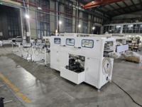Nouvelle machine de production de rouleaux de papier toilette individuels à grande vitesse, avec boîte de vitesses contrôlée par PLC, pour l'emballage de 10 rouleaux en lot