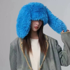 Bonnet Y2K d'hiver mignon et amusant, chaud, en fausse fourrure moelleuse, avec oreilles de lapin, couleur bonbon, adapté pour le bureau et la plage - Product Image 5