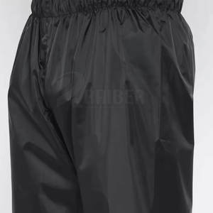 Ensemble coupe-vent de haute qualité pour homme, style streetwear urbain, tenue décontractée moderne, en vente - Product Image 6