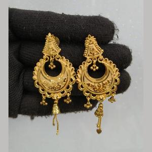 Pendientes Colgantes Clásicos de Oro con Circonita y Cuarzo, Estilo Huggie de Moda para Fiestas - 11058822GL, Joyería de Concha con Perla como Piedra Principal - Product Image 1