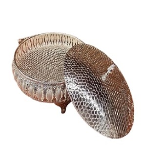 Luxury Industry Trending Beautiful Cut Work <b>Rounded</b> Metal <b>Basket</b> Handle Eco-Friendly Multi-Purpose for Snacks Fruits Gifting - Product Image 2