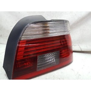 Feu arrière droit d'occasion pour BMW Série 5 - Product Image 3