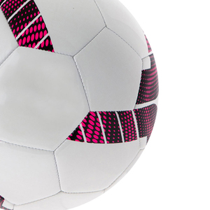 Ballon de football en cuir classique personnalisé avec impression sérigraphique, chambre à air en butyl, solide et durable pour les matchs officiels et l'entraînement en extérieur pour adultes - Product Image 1