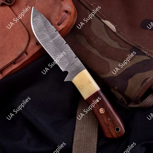 มีดสกินเนอร์เหล็กดามัสกัสทำมือ ด้ามจับไม้พะยูงและกระดูก ขนาด 8 นิ้ว ปลายหยดน้ำ คมกริบ สำหรับการเอาตัวรอดกลางแจ้งและการใช้งานทางยุทธวิธี - Product Image 5