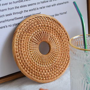 Sous-verre rond en rotin naturel tressé, résistant à la chaleur, style japonais/coréen, pour vaisselle, tapis de tasse, décoration de table de cuisine/salle à manger - Product Image 6
