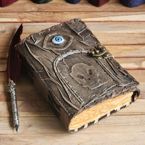 Diario gótico de cuero, cuaderno de hechizos hecho a mano con diseño de ojo y esqueleto, Grimorio de ojo turco, diario de Halloween inspirado en Hocus Pocus - Product Image 3