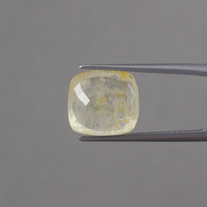 ไพลินสีเหลืองธรรมชาติแท้ รับรองโดย IGI เกรด AAA ขนาด 12x11 มม. รูปทรงคุชชั่น น้ำหนัก 9.54 กะรัต พลอยหลวม เปลี่ยนสีได้ ผ่านการเคลือบแว็กซ์/น้ำมัน - Product Image 3