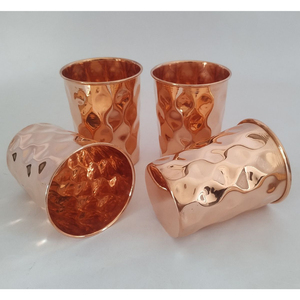 Verre à boire en cuivre pur fait main, gobelet martelé en cuivre pour les bienfaits ayurvédiques, écologique, cadeau idéal pour restaurant d'inspiration antique - Product Image 6