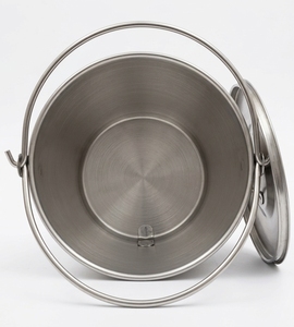 Seau en acier inoxydable A-1 VERITAS de 6 L avec couvercle, récipient de rangement utilitaire réutilisable pour les établissements médicaux - Product Image 2