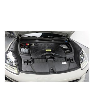 Porsche Cayenne 3.0 Coupé 2024, 10,608 km, Volante a la Izquierda, Caja de Cambios Automática, Asientos de Cuero con Cámara Trasera - Product Image 6