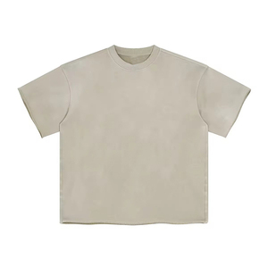 Conjunto Deportivo de Verano de 2 Piezas para Hombre, con Logotipo Personalizado, Camiseta y Pantalones Cortos con Efecto Desgastado, Estilo Vintage - Product Image 4