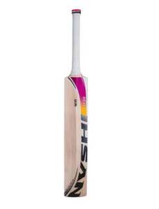 Bate de críquet ihsan sports revo GX 85 edición English Willow con funda de bate gratuita, agarre adicional y lámina protectora, todo incluido. - Product Image 3