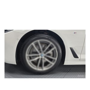 BMW Serie 5 520d M Sport Plus 2019, 75.730 km, Diésel, Automático, Emisión Euro V, Volante a la Izquierda, Asientos de Cuero, Cámara Trasera - Product Image 4