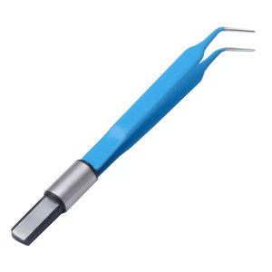 Pinzas Quirúrgicas Bipolares de Acero Inoxidable con Punta Fina - Reutilizables de Alta Calidad para un Manejo Preciso en Procedimientos Quirúrgicos Controlados - Product Image 1