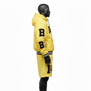 ชุดเซ็ตเสื้อแจ็คเก็ตและกางเกงขาสั้นผู้ชาย ผ้าไนลอนโพลีเอสเตอร์คุณภาพพรีเมียม สีเหลือง สำหรับเล่นกีฬา รับสกรีนโลโก้ มีไซส์ใหญ่พิเศษ - Product Image 3