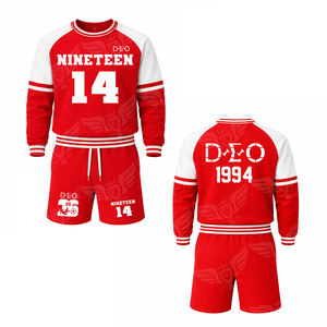 เสื้อสเวตเชิ้ตวาร์ซิตี้แบบกำหนดเองปี 2026 สีแดง แรงบันดาลใจจากพี่น้องหญิงสาว สไตล์วิทยาลัย ตัวอักษรกรีก คอวี แบบสวมหัว OEM เสื้อกีฬาสำหรับทุกเพศ - Product Image 5