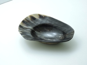 Cuenco decorativo de cuerno de búfalo auténtico, el mejor diseño, cuenco para servir, cuenco para ensalada, a un precio de fábrica muy bajo. - Product Image 4