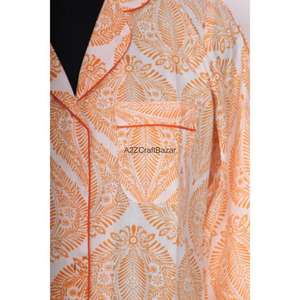 เดรสเชิ้ตยาวผ้าฝ้ายแท้ 100% พิมพ์ลายบล็อกด้านหน้า คอวี แขน 3/4 ติดกระดุมด้านหน้า สไตล์เซ็กซี่เข้ารูปทรงบอดี้คอน เหมาะสำหรับงานกลางคืนหรืองานทางการ - Product Image 3