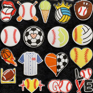 Parches Bordados Termoadhesivos de Fieltro con Diseños de Baloncesto, Fútbol Americano y Rugby, Decoraciones Deportivas para Ropa, Gorras y Mochilas, Venta al Por Mayor - Product Image 3