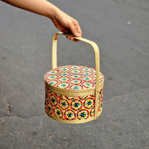 Sturdy Handled Wicker Picnic <b>Basket</b> Hot Selling Natural Bamboo Handmade Empty Storage Box with Liner Handmade Oval <b>Basket</b> Box - Product Image 2