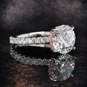 Anillo de Compromiso y Boda de Moissanita Certificada, Anillo de Plata de Ley 925 con Baño de Rodio de Lujo, Anillo de Promesa para Uso Diario, Unisex - Product Image 5