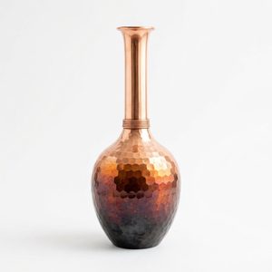 Jarrón de Cobre Hecho a Mano de 12 cm, con Acabado Llama Ombre, Facetado y Martillado, Decoración para el Hogar, Bodas - Product Image 1