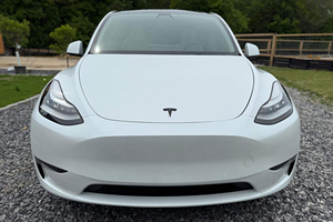 Tesla Model Y Long Range AWD Plus 2022 d'occasion en excellent état, sans accident, conduite à gauche/droite - Product Image 3