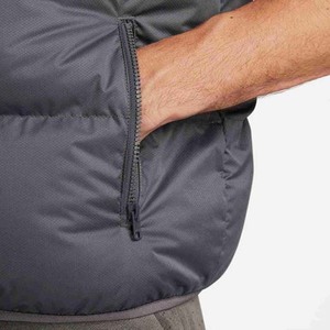 Wholesale Sleeveless Quilted Customized Vest High Quality Custom Made Stand Collar Zipper Puffer Vest Polyester Men Quilted Vest - Product Image 6