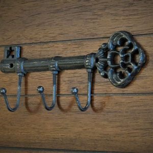 Brass <b>Key</b> Shape <b>Key</b> Holder <b>Wall</b> Mounted <b>Hook</b> Perfect For Hanging <b>Keys</b> Bags And Small Accessories Wholesale From India - Product Image 1