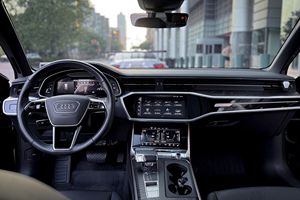 Audi A6 Allroad Quattro Premium Plus Wagon 2022 d'occasion, propre et prête à être expédiée dans le monde entier - Product Image 2