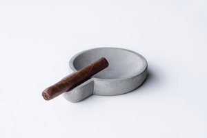 Billow Aluminum Square Cigar <b>Tray</b> Ashtray Holder Smokeless Modern Design Heat Resistant Durable Premium Tabletop Home Decor - Product Image 2