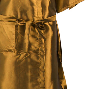 Al por mayor con MOQ bajo: Bata de peluquería profesional de poliéster, ecológica, impermeable, ligera y sedosa - Product Image 3