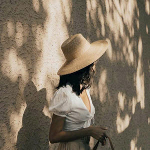 Sombrero de paja de ala ancha para mujer con cinta y correa para la barbilla a prueba de viento, sombrero de playa de verano - Product Image 2