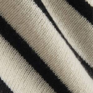 Suéter de Punto para Mujer Honeycomb - Jersey Cálido Texturizado para Invierno - Prenda de Punto de Alta Calidad, Suave y Transpirable para Mujer - Product Image 3