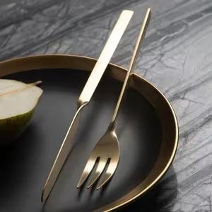 Juego de cubiertos de metal para mesa de noche, juego de cuchara y tenedor para mesa de comedor, servicio de cena para cocina - Product Image 2