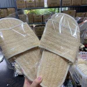Sandales de douche en loofah approuvées par les clients 2026, pantoufles en fibres végétales pour le gommage des pieds et l'usage intérieur - Product Image 5